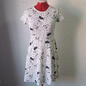 Wonder Nation Black and White Doodle Graphic Dress Pockets, Youth XXL, Women's S